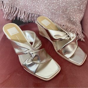 Dolce Vita Nyome Twisted Wedges  in Light Gold Stella - Size 8